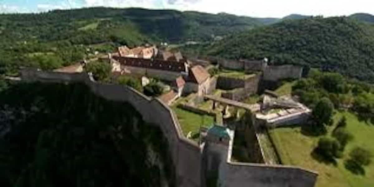 Gite 3 Etoiles "Entre Sources Et Riviere" Besancon Vaire-le-Grand Экстерьер фото